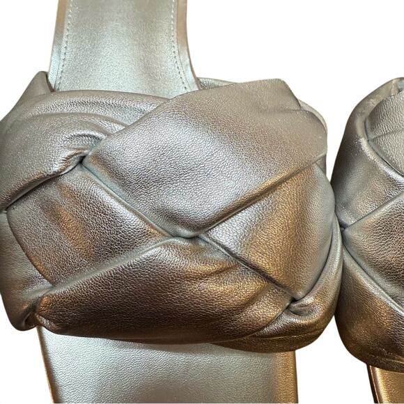 SAM EDELMAN Oaklie Sandal. Silver Size 9.5. Open toe. Kitten heel. Block heel1/8 - Picture 2 of 6